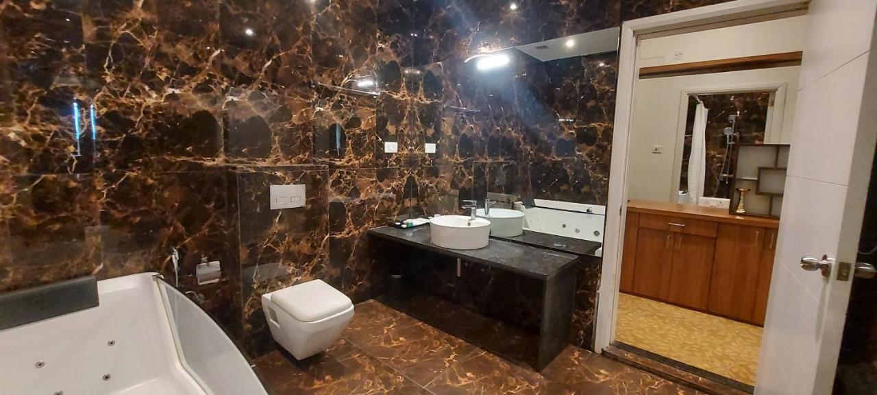 The Windmill Resorts Mālvan Εξωτερικό φωτογραφία
